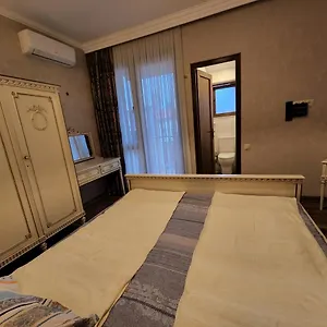 Apartament In Old Town, Batumi